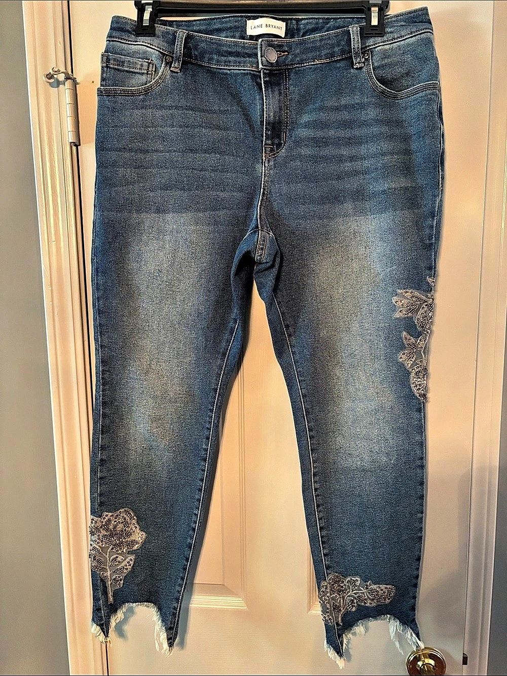 Lane Bryant Embellished Frayed Hem Mid Rise Skinny Jeans